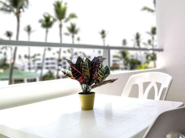 Escritório Deluxe, Rooftop Pool Studios Suites Ducassi Deluxe Hotel Beach Club & Spa