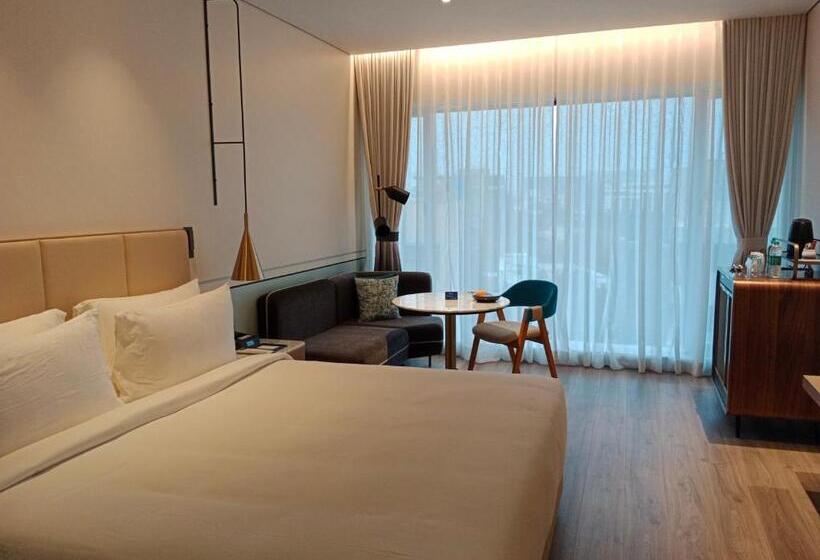 اتاق لوکس, Radisson Blu Mumbai International Airport