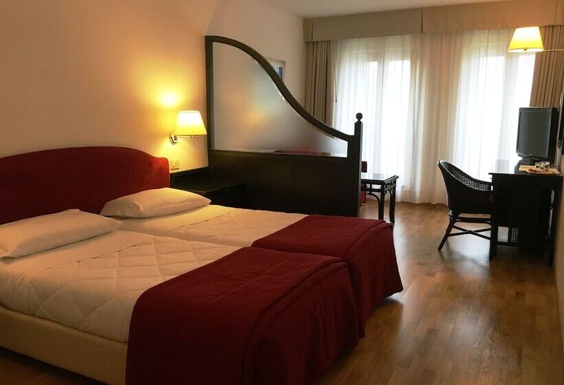 سوییت جونیور, Hannover