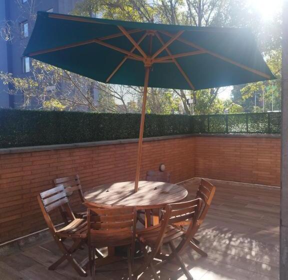 آپارتمان 1 خوابه با تراس, Balmoral 103