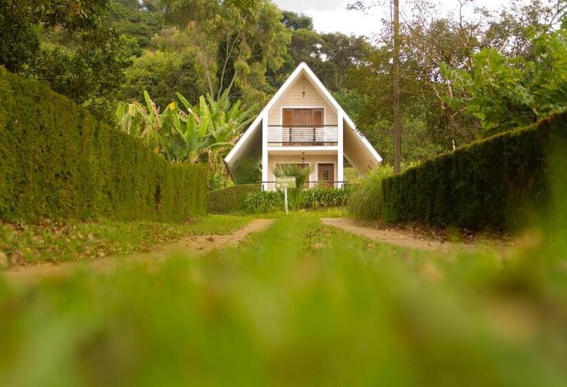 샬레, Pousada Golden Garden