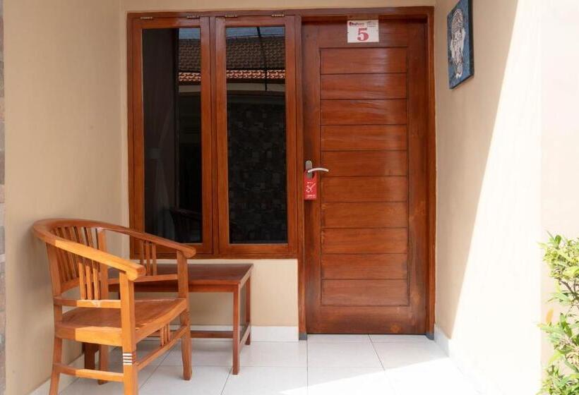 Номер Стандарт, Reddoorz Near Buleleng Harbour 2