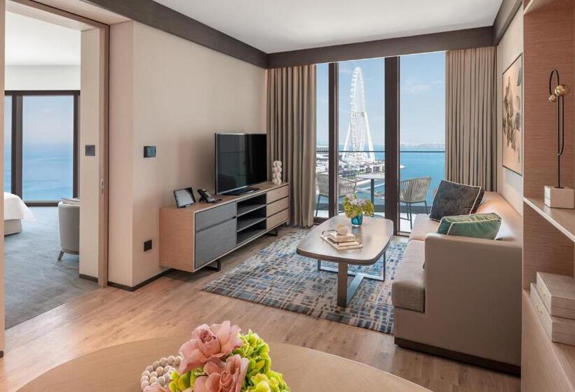小型套房带海景, Address Beach Resort