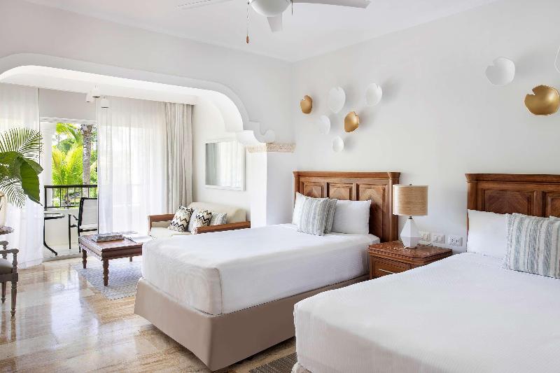 带观景的豪华间, Address Beach Resort