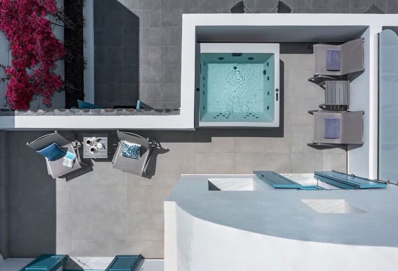 سوئیت مستر, Aeifos Boutique