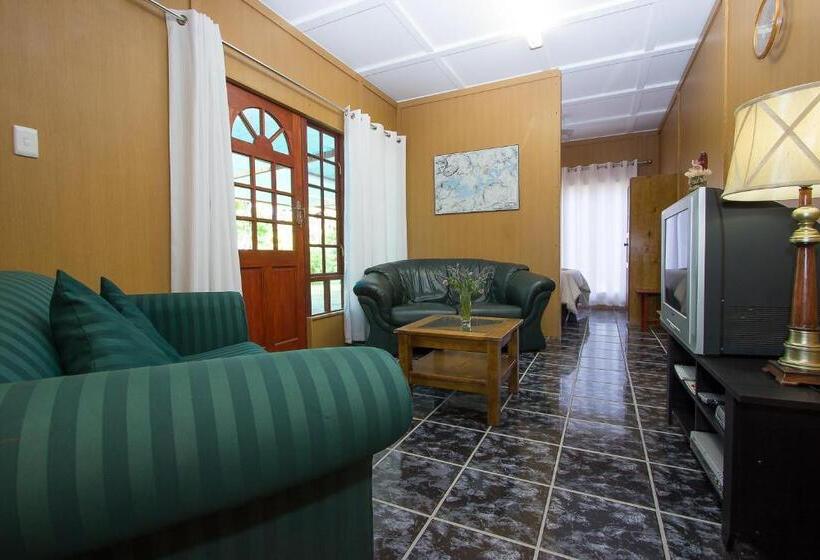 Номер Стандарт, Gariep Dam Sunrose Group Of Guest Houses