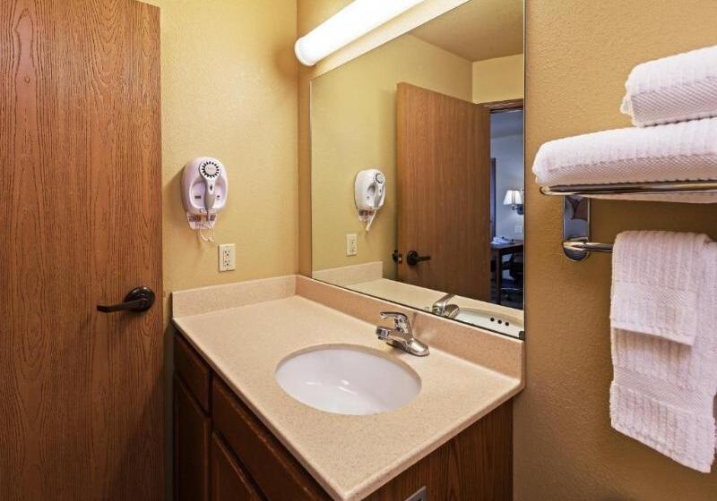 标准工作室, Candlewood Suites St. Robert, An Ihg