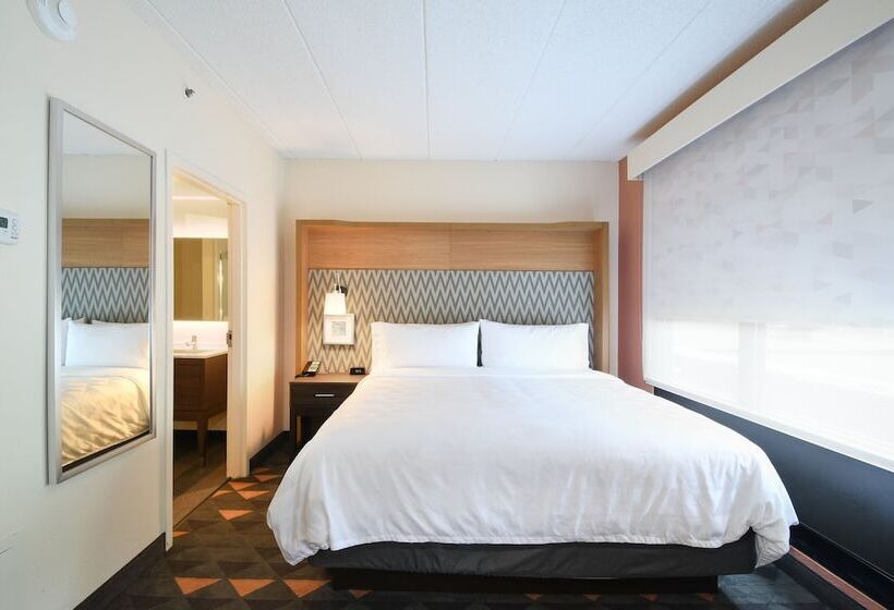 장애인을 위한 스위트, Holiday Inn Fredericksburg   Conference Center, An Ihg