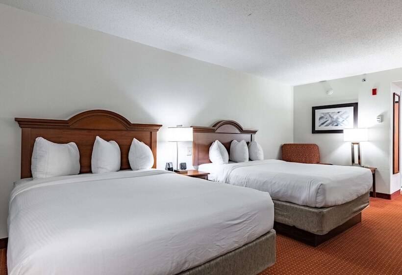 Номер Стандарт 2 Двуспальные Кровати, Wingate By Wyndham Parkersburg   Vienna
