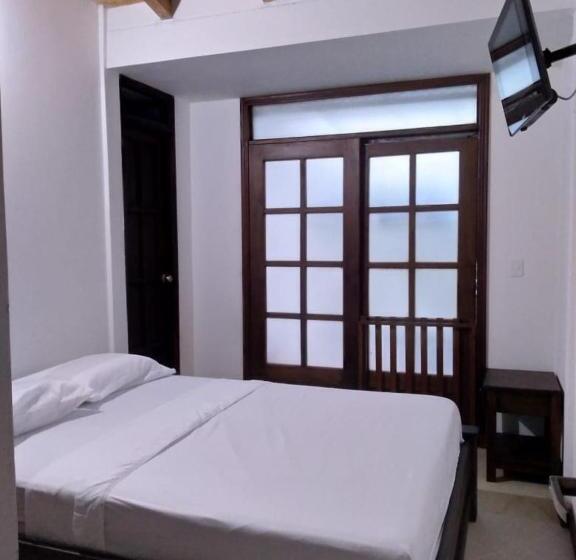 스탠다드 룸, Hostal Suna Vito
