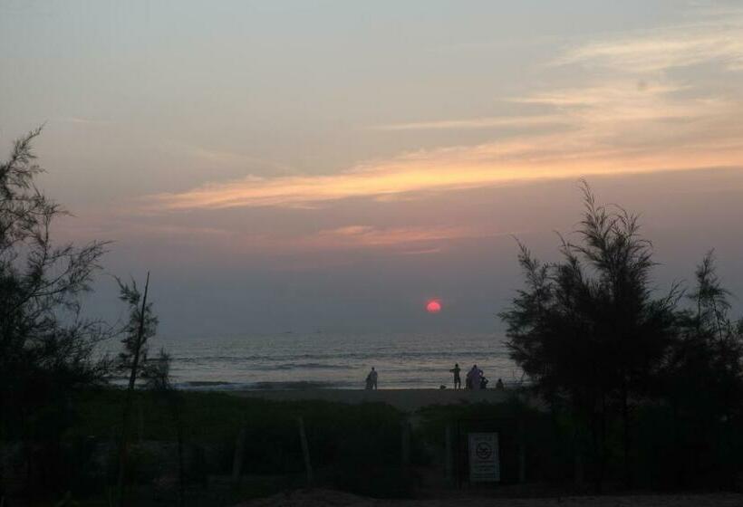 海景标准间带阳台, 5 Mile Beach Resort