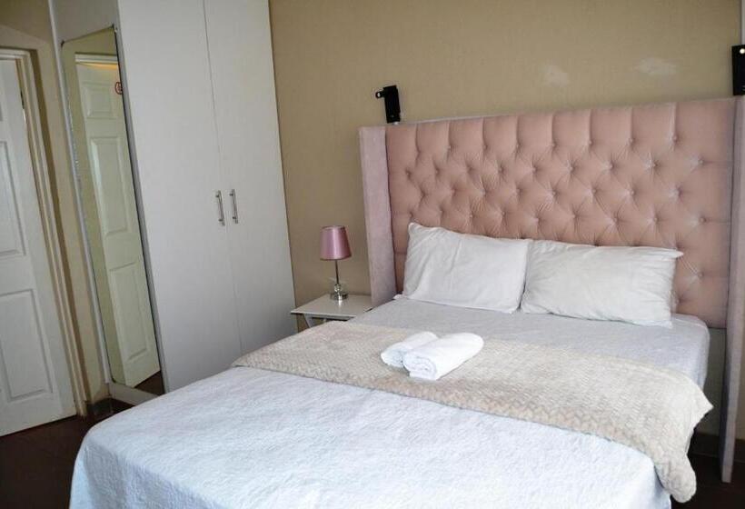 Номер Economy, Naledi Lodge & Guest Houses