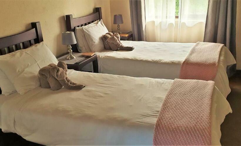 Family Suite, Lions Place
