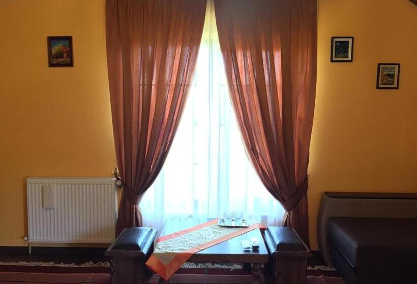 Четырехместный Номер Стандарт, Villa Diola