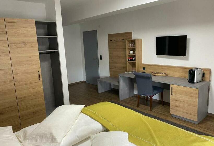 Номер Superior с Балконом, Og's Golf Lodge
