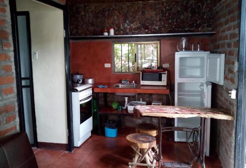 带1个卧室带花园景观的公寓, Hostal Eco Lodge La Chiponga