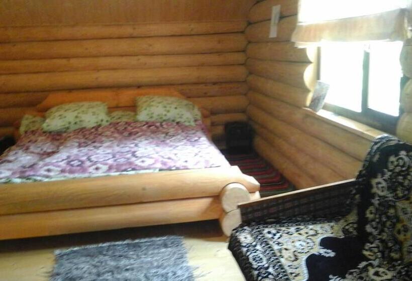 Четырехместный Номер Классик, Farmstead Lisova