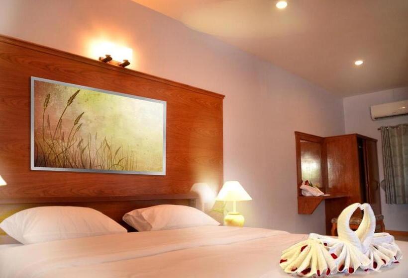 Номер Стандарт, Chao Phraya Home