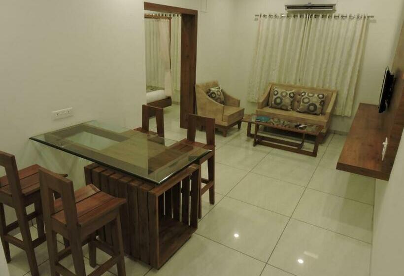 Люкс Кровать Кинг, Kalyan S   Mansingh Inn