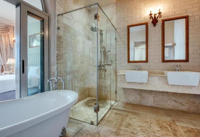 Номер Executive, Mövenpick Resort Khao Yai
