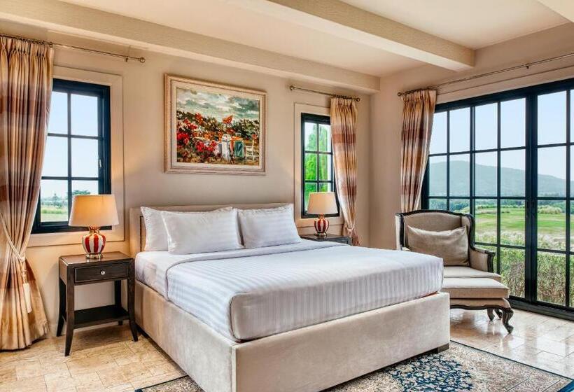 Вилла 3 Спальни, Mövenpick Resort Khao Yai