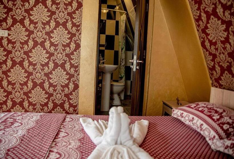 Апартаменты 1 Спальня с Балконом, Casa Robi