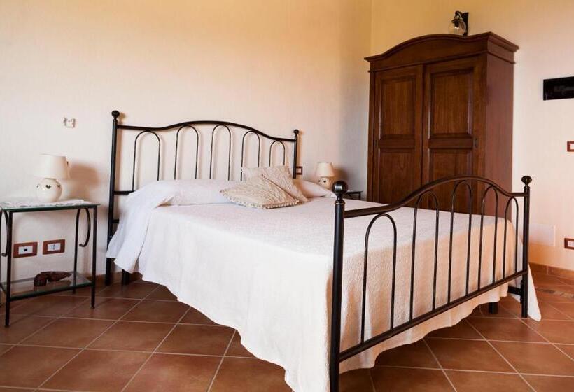 4인용 스탠다드 룸, Agunì Agriturismo E Locanda