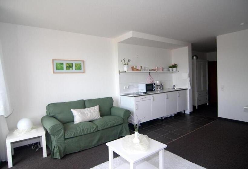 Апартаменты 1 Спальня, Kastanienhof Apartment