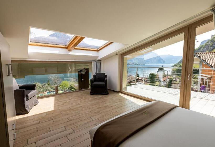 Апартаменты Deluxe 3 Спальни, Bellagio Village  4 Apartments By The Lake   Seasonal Warm Pool And Sauna
