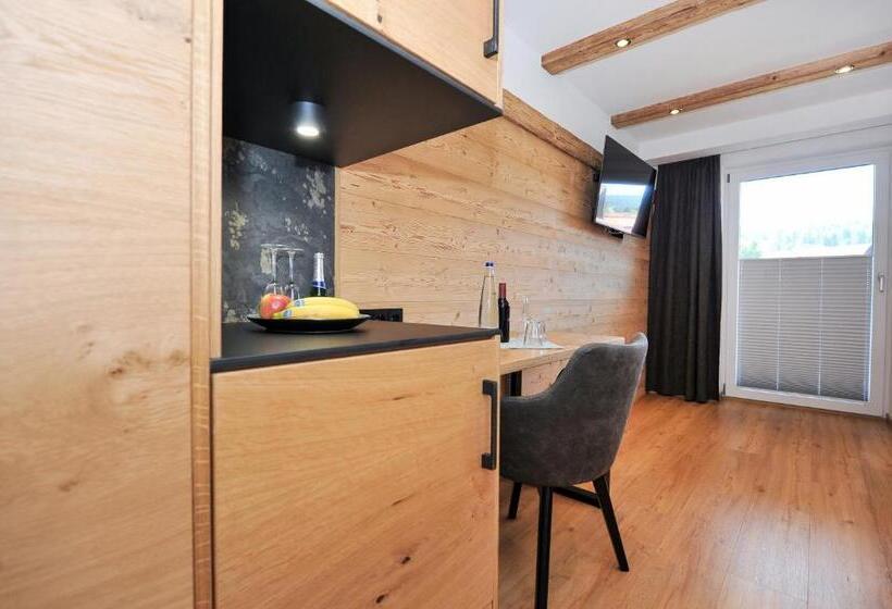 Номер Deluxe с Балконом, Gasthof   Pension Zur Post