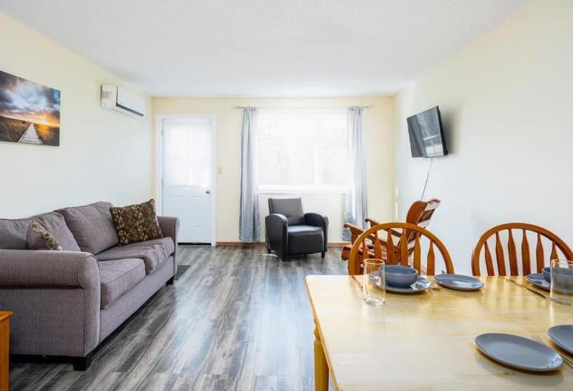 سوییت لوکس, Hebridean Motel