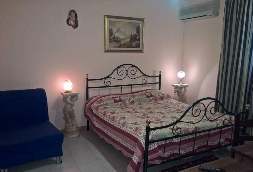 Номер Стандарт Трехместный, Azienda Agrituristica Piccolo Ranch