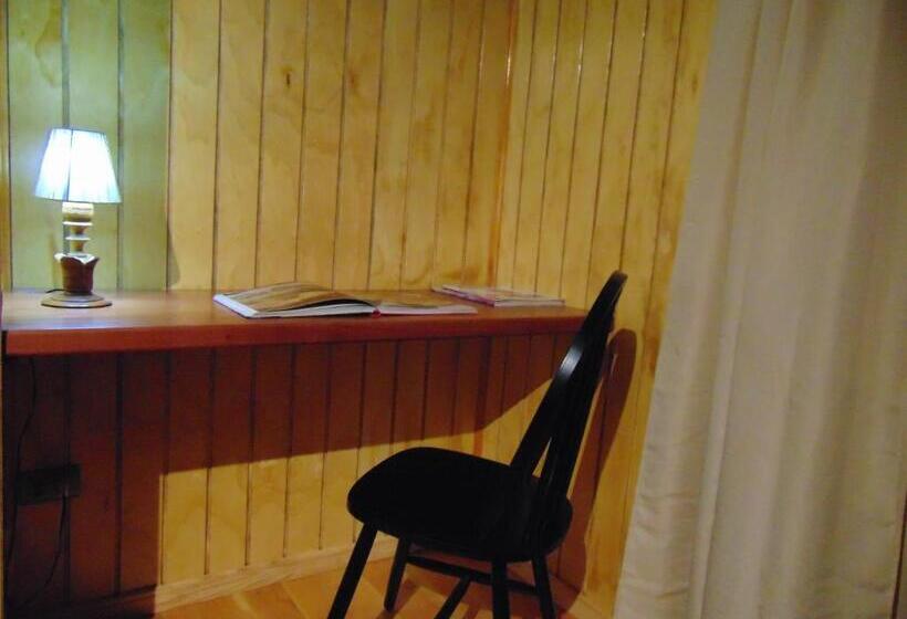 اتاق استاندارد سه نفره, Cafe & Hostal Acurruka