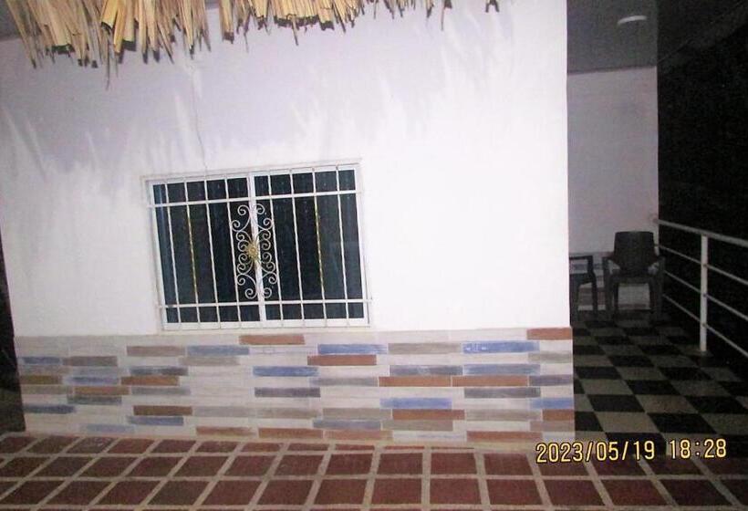 Трехместный Номер Стандарт с Балконом, Hostal Recuerdos Del Tayrona