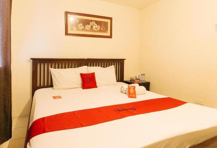 اتاق لوکس با تخت بزرگ, Reddoorz Plus @ E Rodriguez Corner Banawe