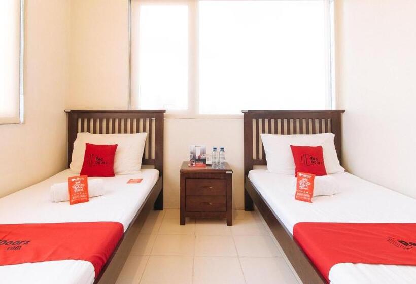 اتاق استاندارد, Reddoorz Plus @ E Rodriguez Corner Banawe