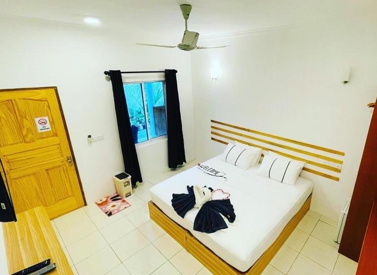 اتاق لوکس, Sunny Beach Thoddoo