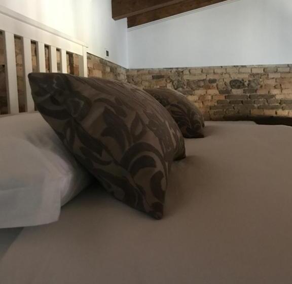标准三人间, B&b S.antonio