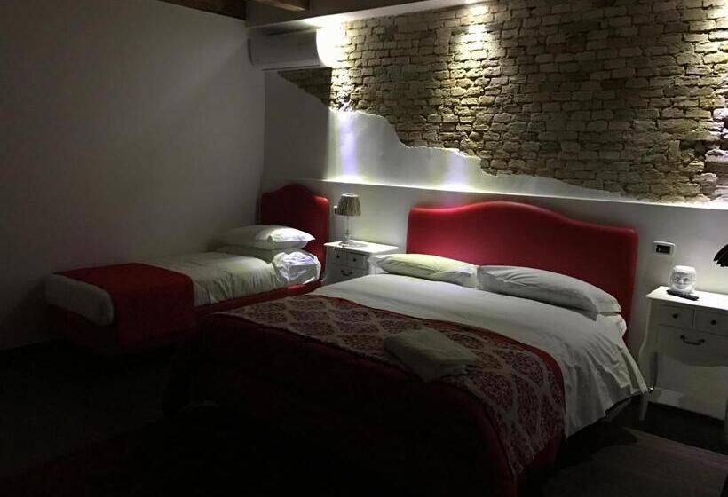 基本三人间, B&b S.antonio