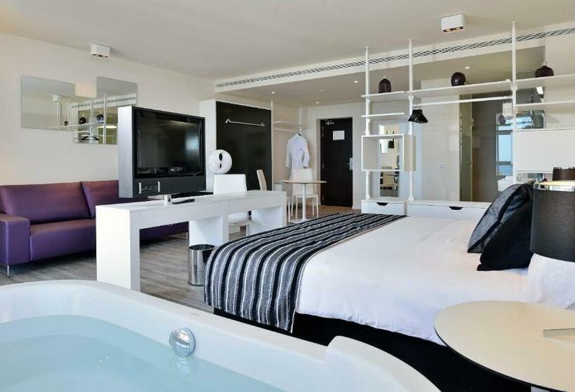 Полулюкс, Melia South Beach
