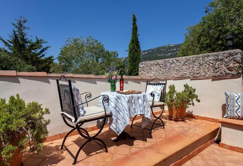 Superior Room with Terrace, Finca Hotel Son Palou