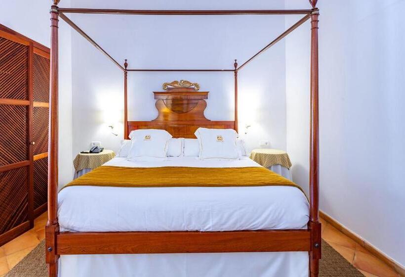 سوئیت جونیور با تراس, Finca Hotel Son Palou