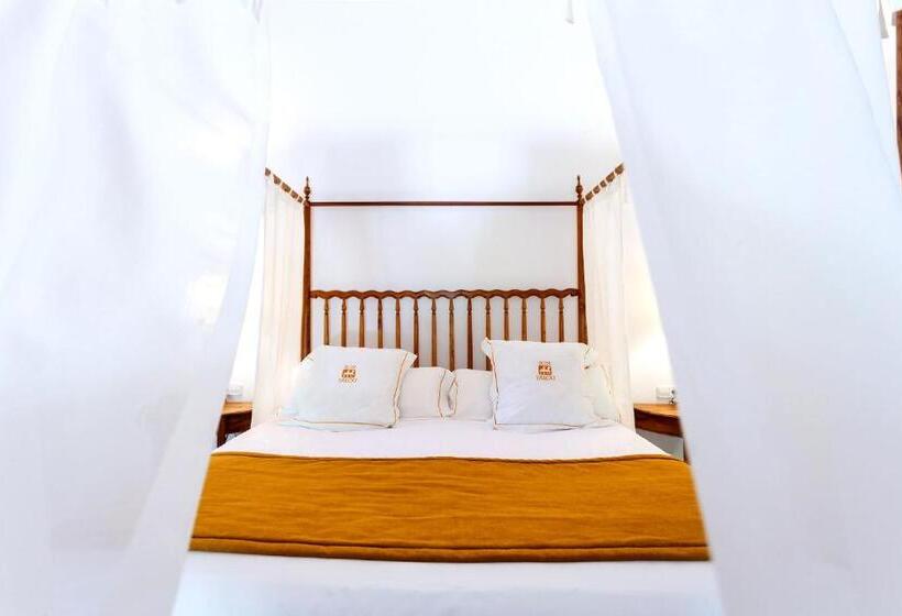 سوئیت جونیور با تراس, Finca Hotel Son Palou