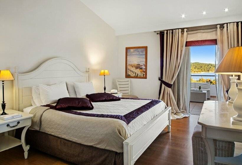 سوییت لوکس, Princess Resort, Santikos Collection