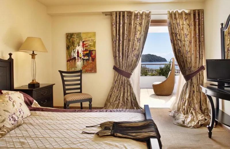 سوئیت 2 خوابه, Princess Resort, Santikos Collection