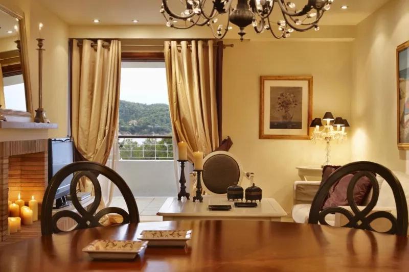 سوئیت 2 خوابه, Princess Resort, Santikos Collection