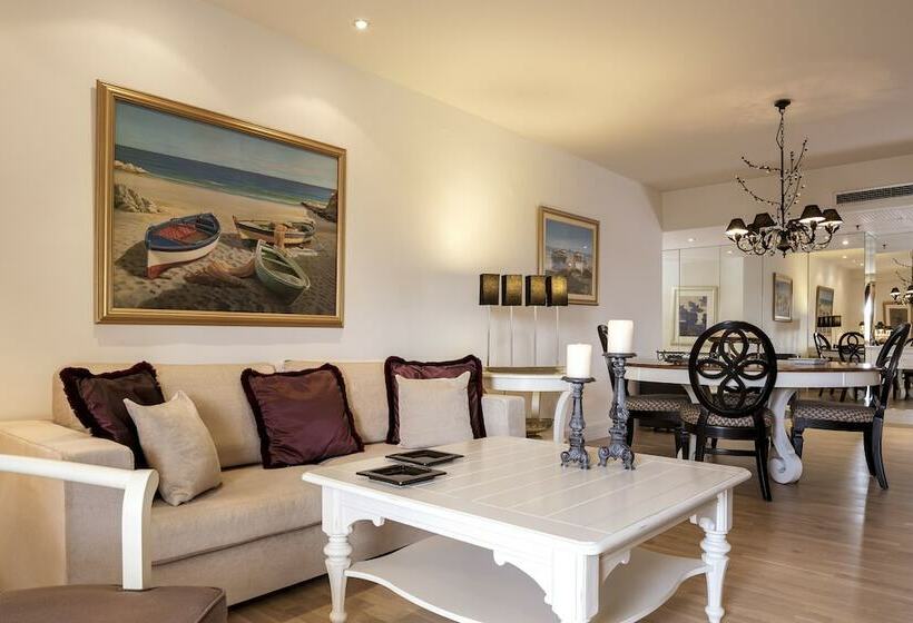 سوئیت 2 خوابه, Princess Resort, Santikos Collection