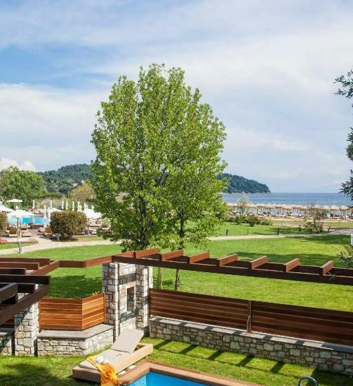 سوییت با استخر, Princess Resort, Santikos Collection