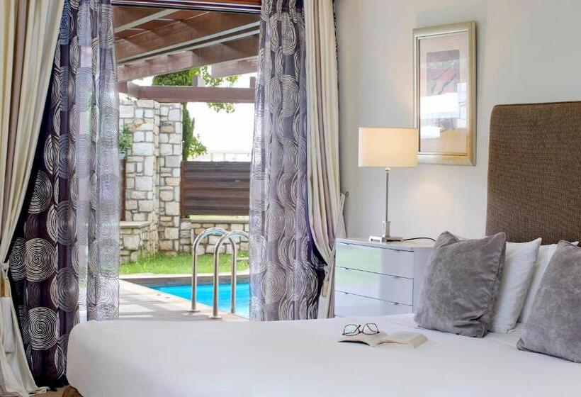سوئیت 2 خوابه, Princess Resort, Santikos Collection