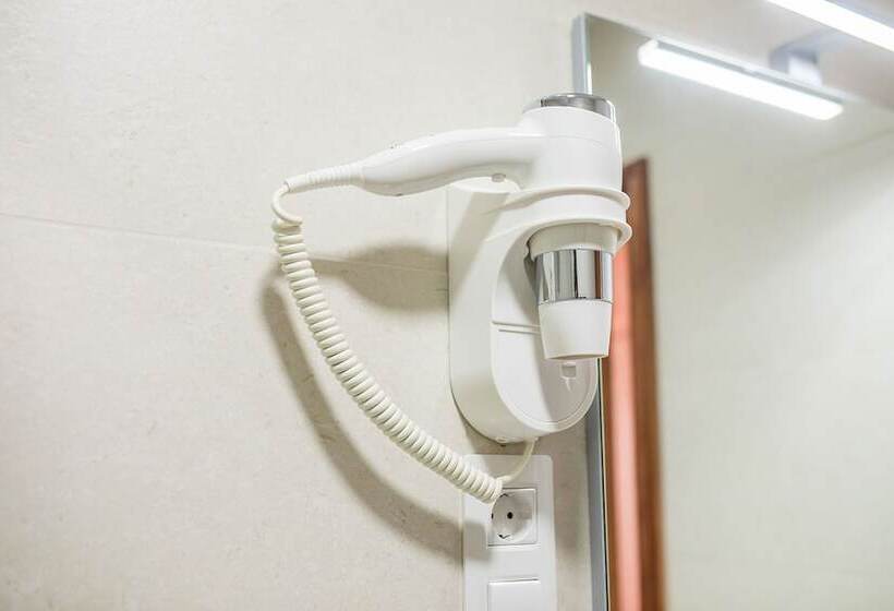 Estudio Standard Vista Mar Lateral, Servatur Montebello